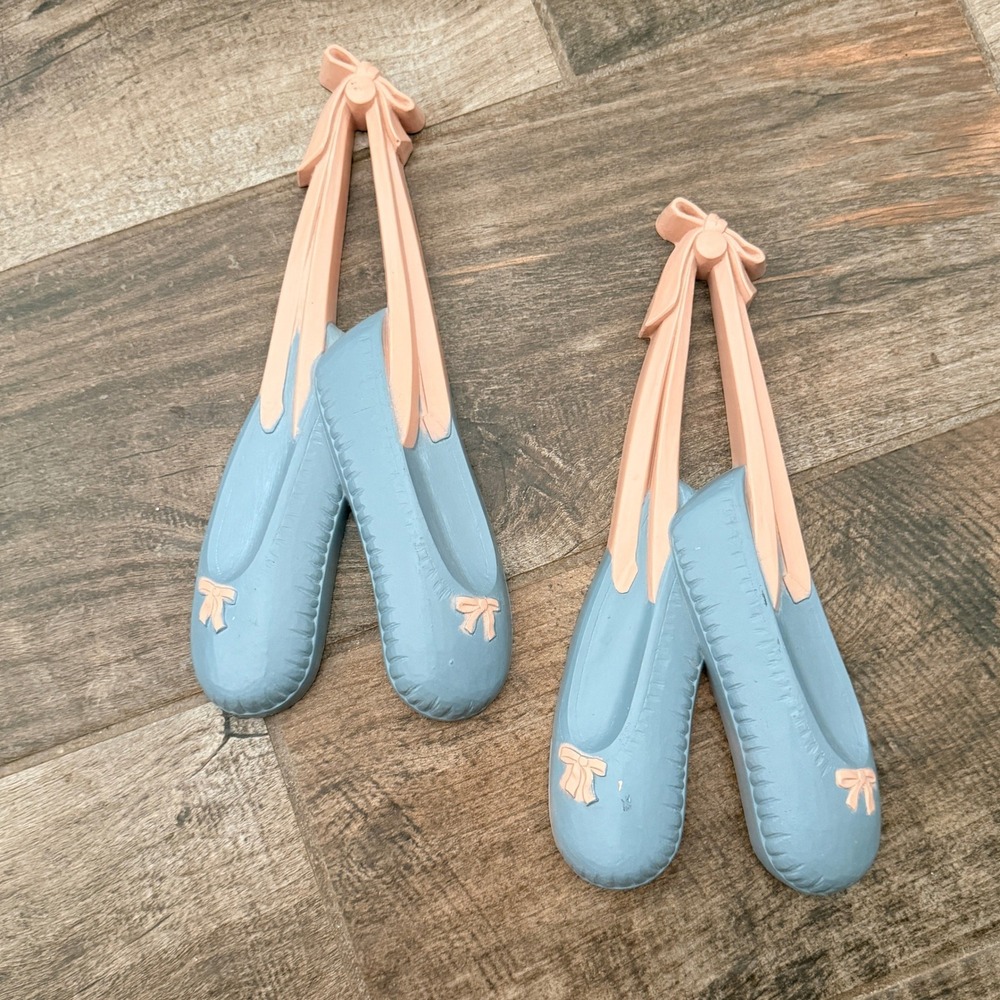 Homco Vintage 1991 Kitschy Ballet Slippers Wall Hanging-Set of‎ 2, Blue Pink, OS
